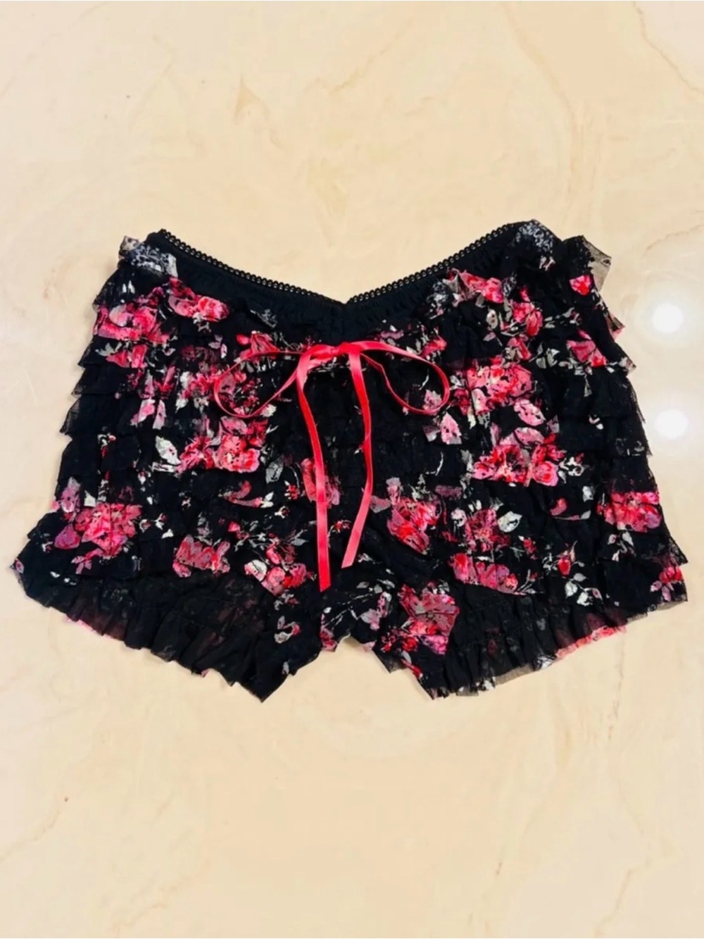 NWT Intimately by Free People Feeling for Shorties Black Ruffled Lace Shorties - Picture 2 of 11